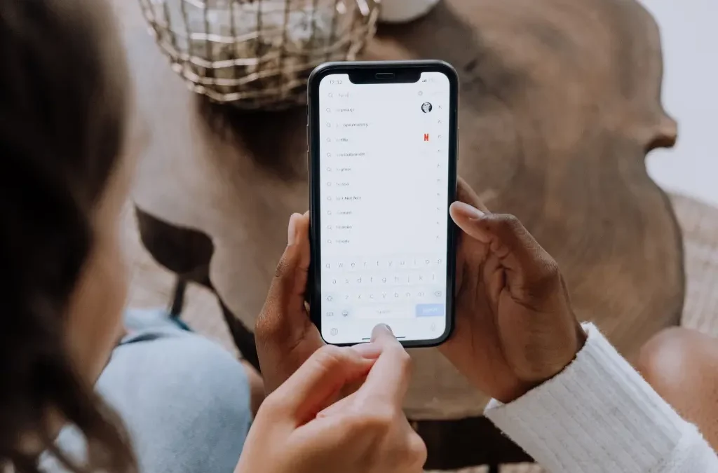 TikTok as a financial adviser? Here are the pros and cons of FinTok